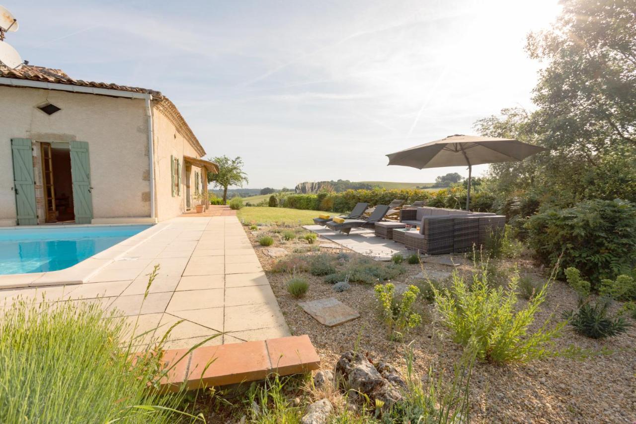 Villa Avec Vue - Piscine Privee, Cuisine D'Ete, Jeux Video Et Appareils De Fitness Puygaillard-de-Lomagne Exterior foto